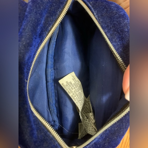 Korean Winky Cat Makeup Pouch - Picture 5 of 14